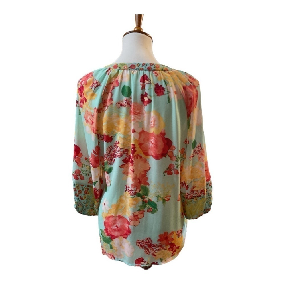 Fig and Flower Peasant Floral Boho Top - Picture 2 of 9